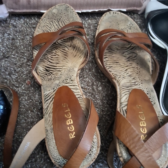 Rebels Elegant Tan Strappy Wedge Sandals - Picture 4 of 10